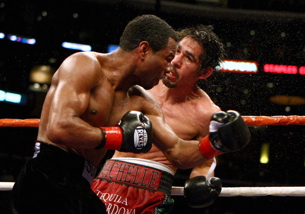 Shane Mosley Antonio Margarito Dondal Miralle Getty Imags6