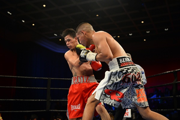 Santiago vs Ruiz_Fight_Al Powers _ Premier Boxing Champions