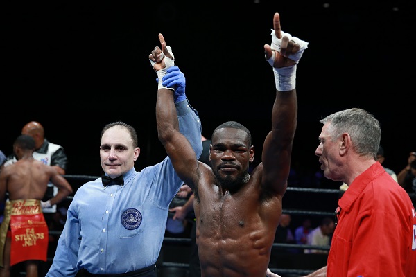 Cherry vs. Rhodes_Fight_Leo Wilson _ Premier Boxing Champions (1)