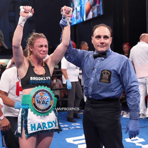 Heather Hardy vs. Shelly Vincent - MVP RBRBoxing (1)