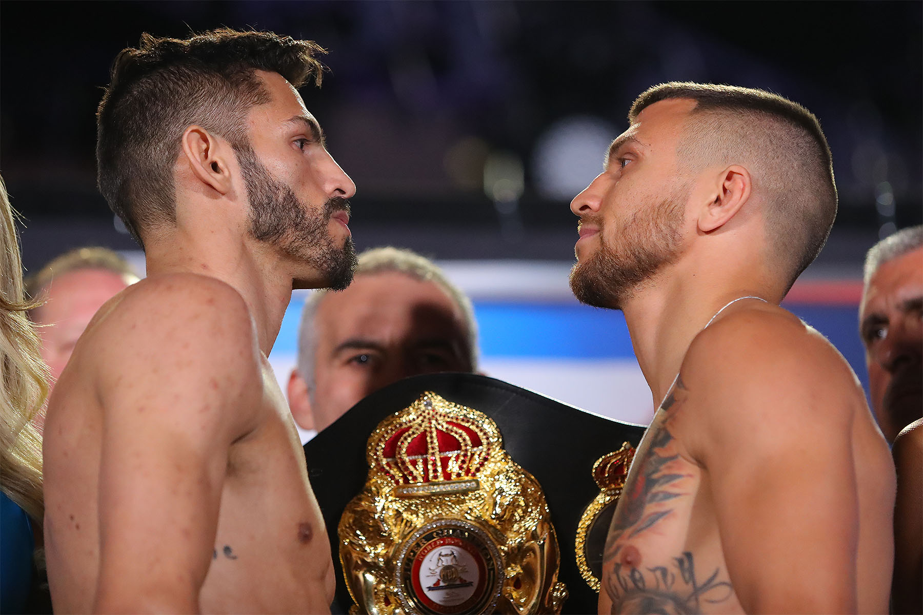 Linares Vs Lomachenko Weigh In Results Photos Round By Round Boxing
