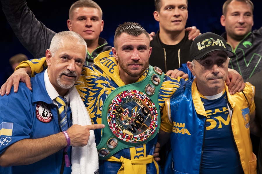 Photos Vasiliy Lomachenko Vs Luke Campbell Fight Night ROUND BY