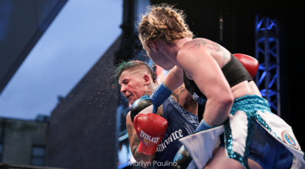 Heather Hardy vs. Shelly Vincent - MVP RBRBoxing (19)